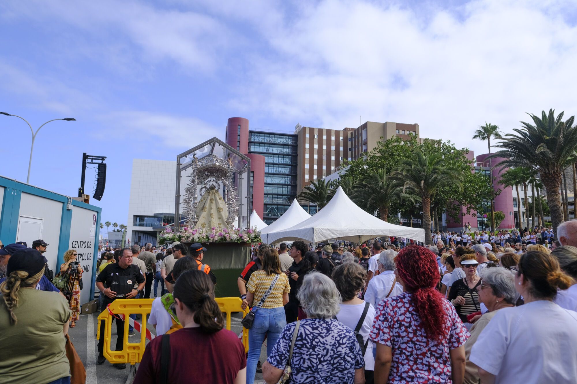 La Virgen del Pino del Materno a la Catedral