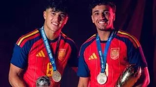 Suli Batis i Ramy Saghdani, dos rosincs campions d'Europa de futbol platja