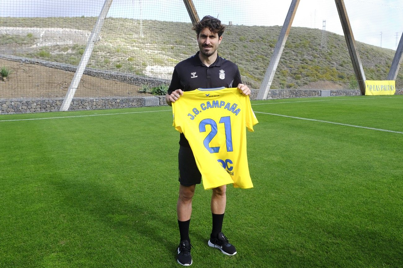 Presentación oficial del último fichaje de la UD Las Palmas José Campaña