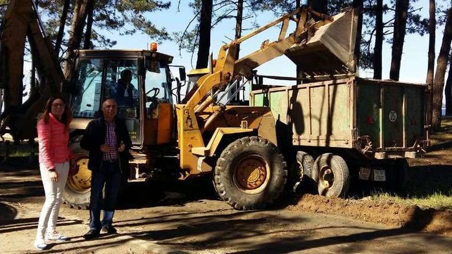 Nuria Morgade y Javier Tourís supervisaron las obras. // FdV