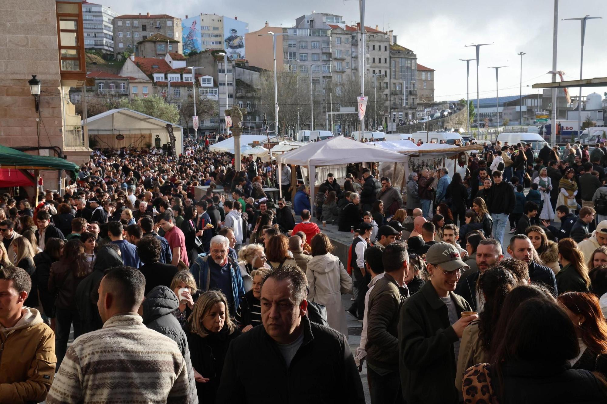 Vigo sale a la calle para 'expulsar' a los franceses: las mejores imágenes de la Reconquista