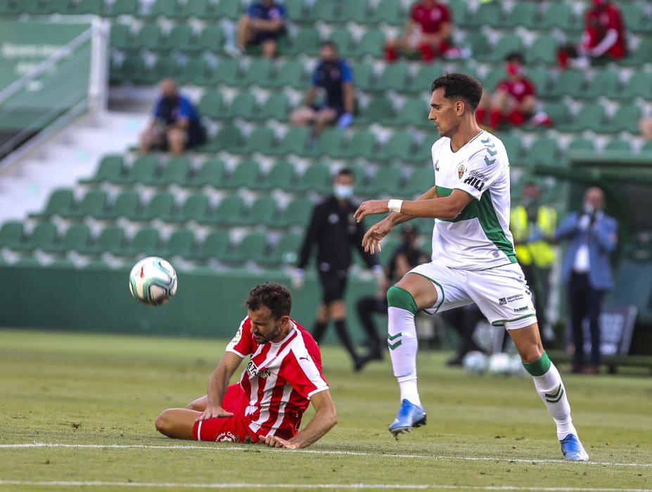 Un gol de Escriche, tras una espectacular galopada de Josan, permite a los franjiverdes sumar la primera victoria tras el parón y situarse de nuevo en puestos de «play-off»