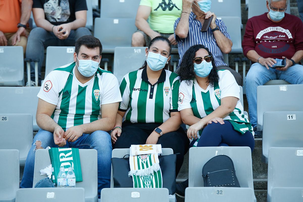 La grada de El Arcángel en el Córdoba CF-Antequera