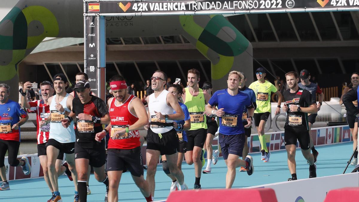 El próximo 3 de diciembre 33.000 corredores lucharán por alcanzar la meta en Valencia