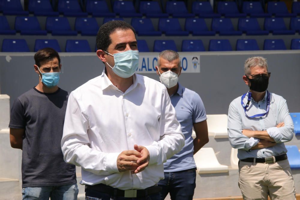 El Alcoyano celebra el ascenso a Segunda B