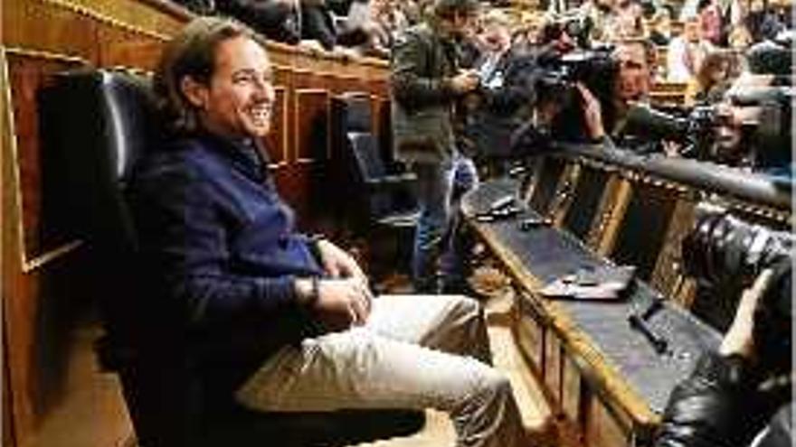 Pablo Iglesias va seure a l&#039;escó que ocuparia si arribés a la Moncloa.