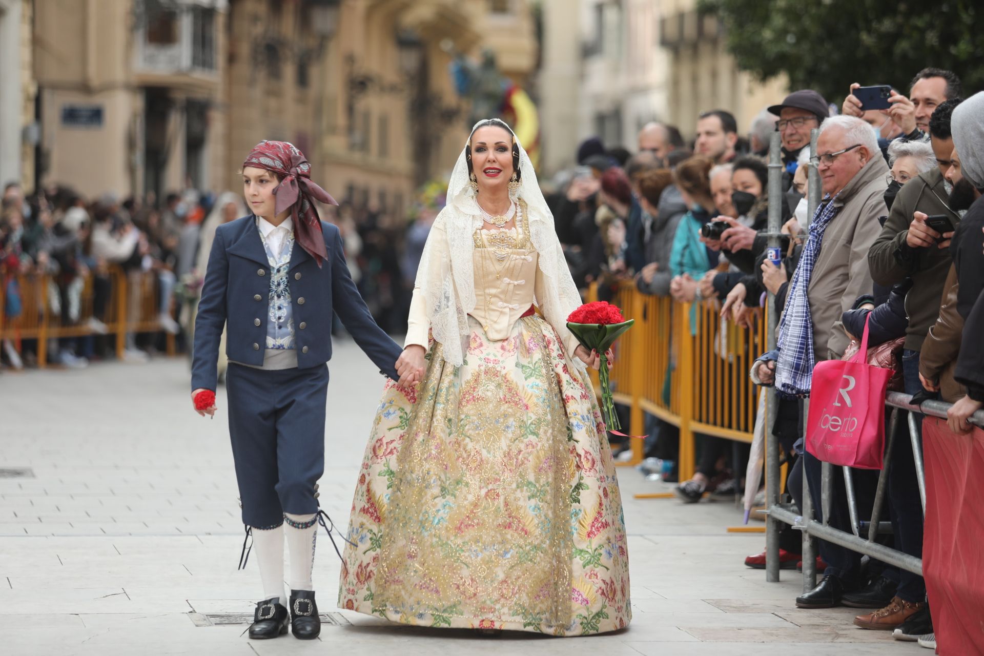 Búscate en el segundo día de Ofrenda por la calle Quart (de 15.30 a 17.00 horas)