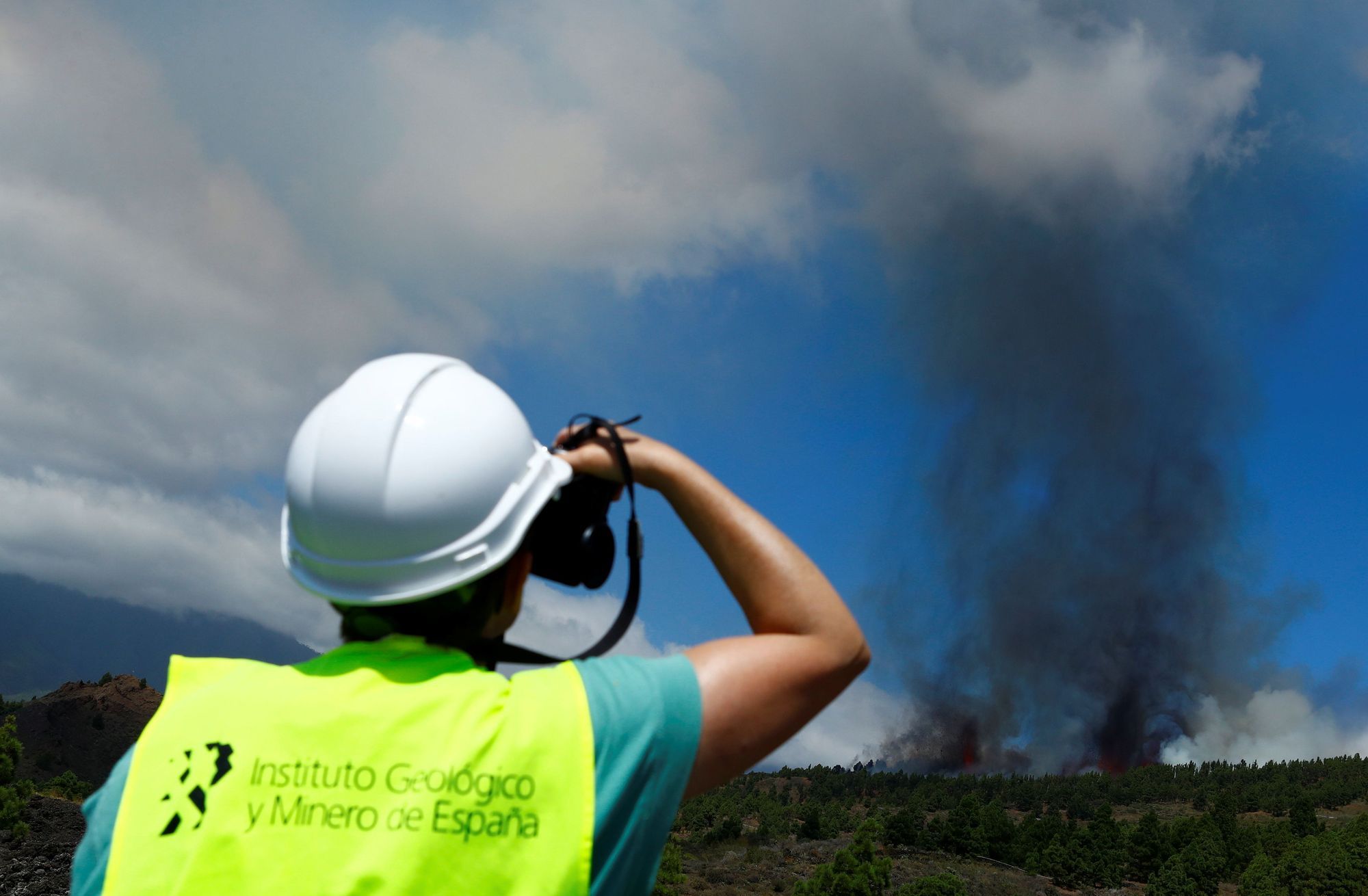 Erupció a La Palma: Un riu de lava es menja cases i cultius