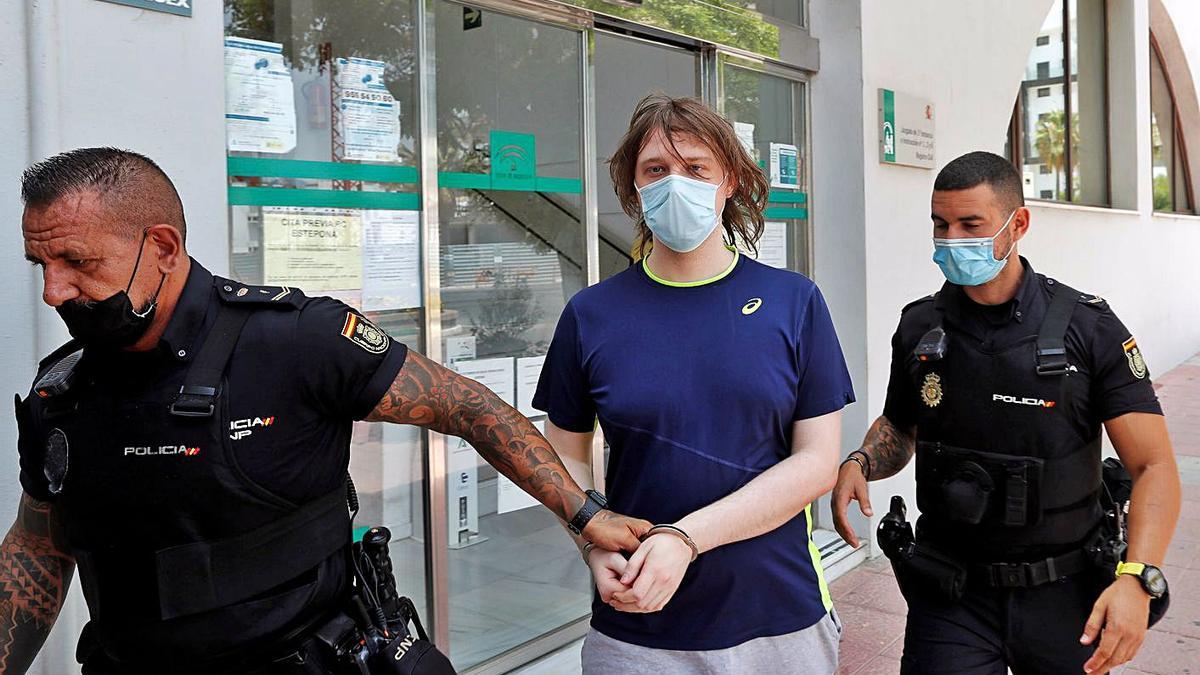 El hacker britànic de 22 anys detingut a Estepona, Màlaga, per la Policia Nacional. | REUTERS