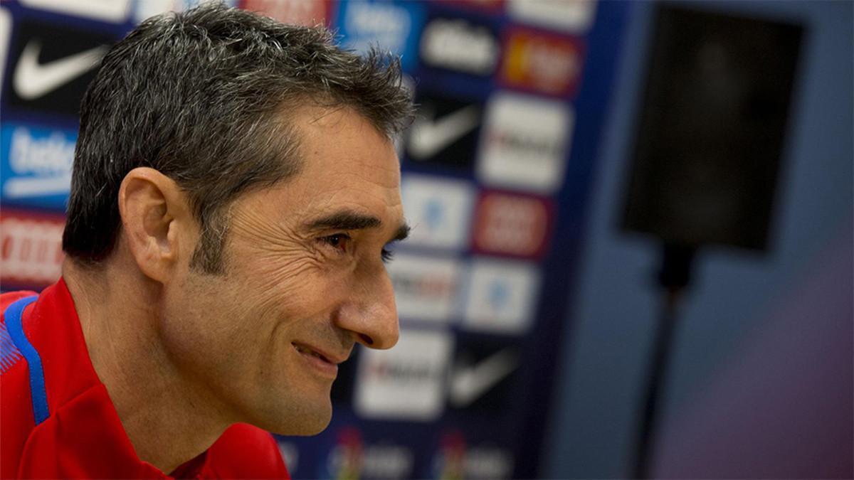 Valverde no dio pistas acerca de las rotaciones a Messi o Suárez