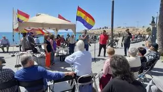 Acto de conmemoración del aniversario de la II República en Torrevieja