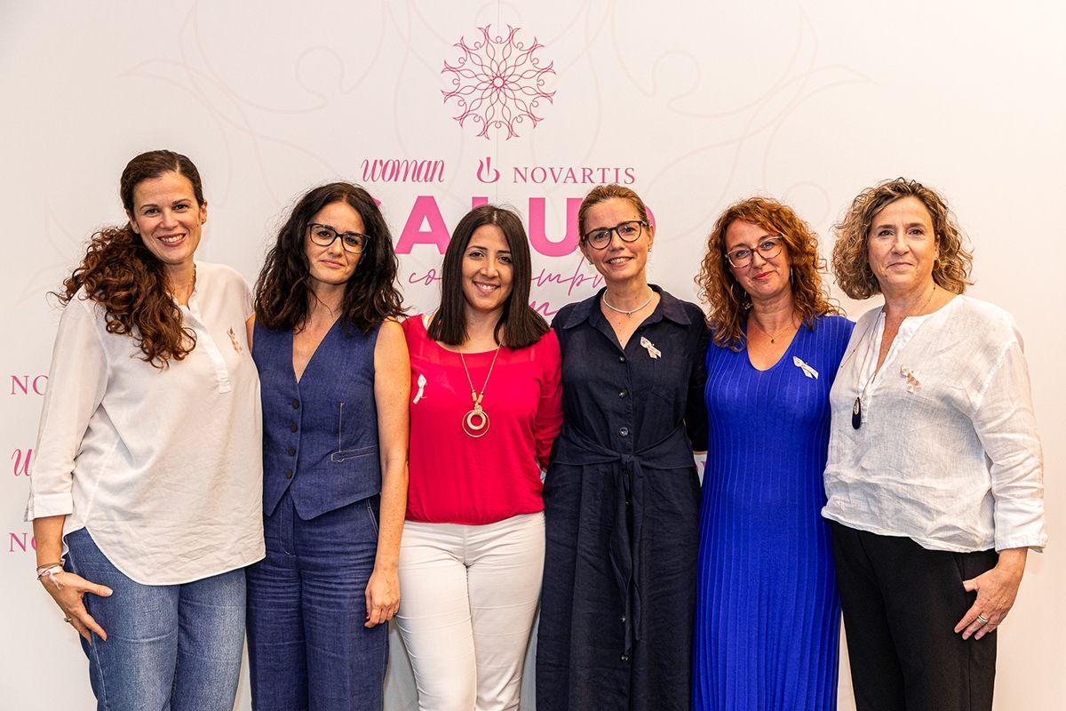 Participaron en el debate Teresa López-Fando, Esther Espinosa, Grindel Darwich, Sonia Pernas, Ángela Sánchez e Isabel Magallón.