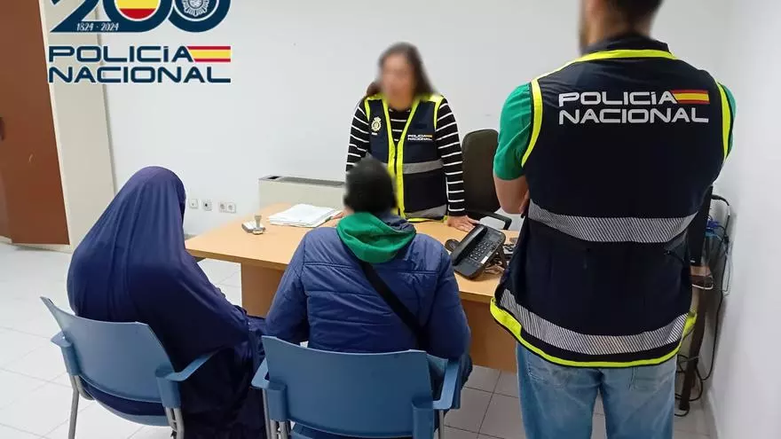 Detienen a un matrimonio de Elche por practicar la mutilación genital a su hija de 3 años