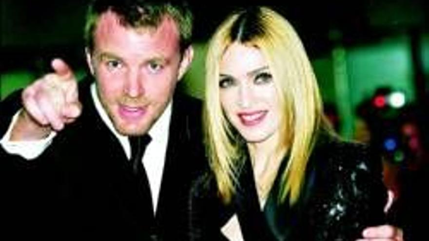 Madonna y Ritchie ponen fin a siete años de matrimonio