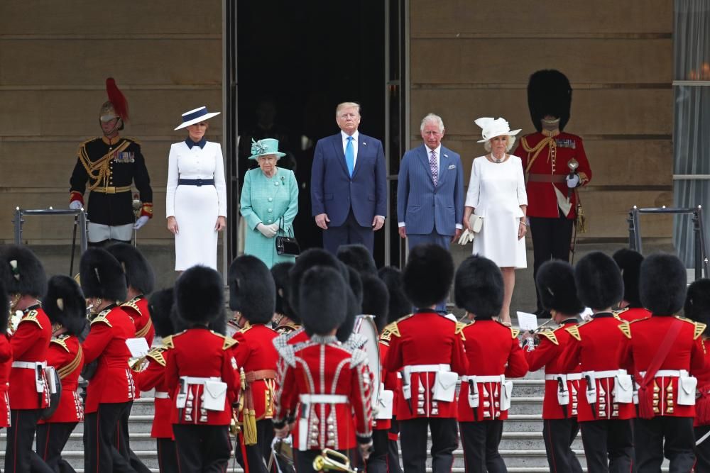 Isabel II recibe a Trump