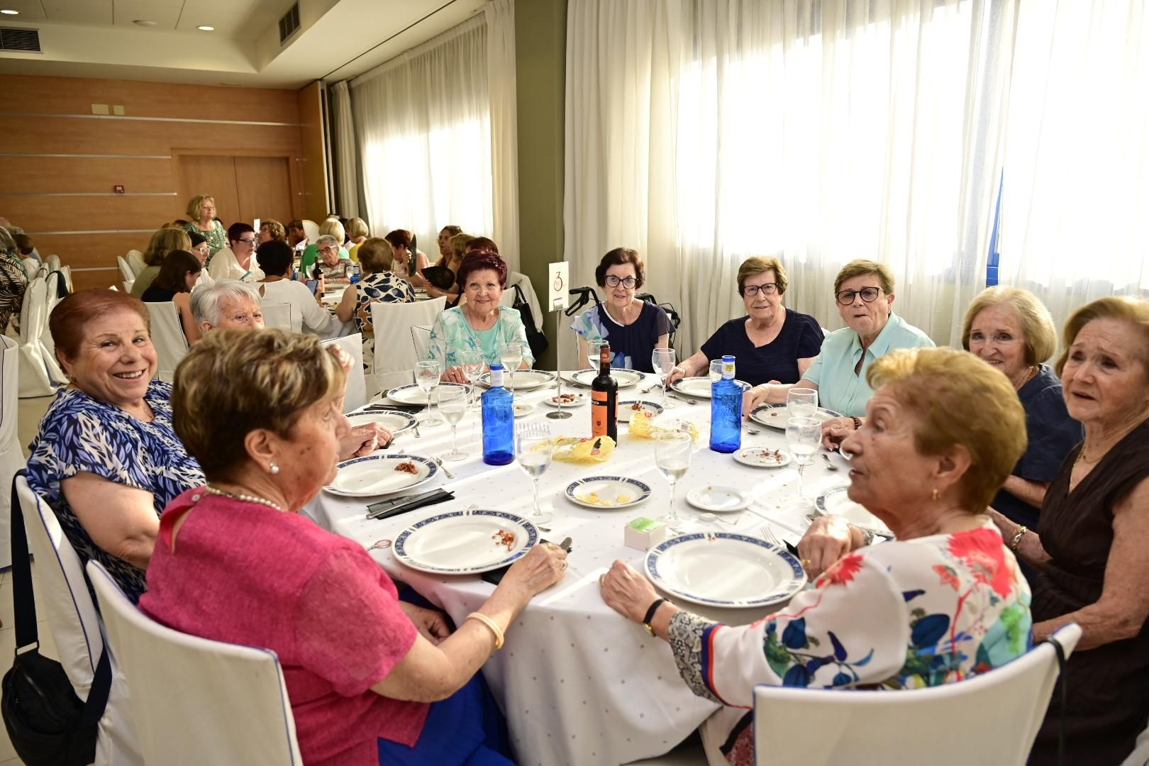 Gala solidaria a beneficio de la Asociación Conta el Cáncer en Castelló