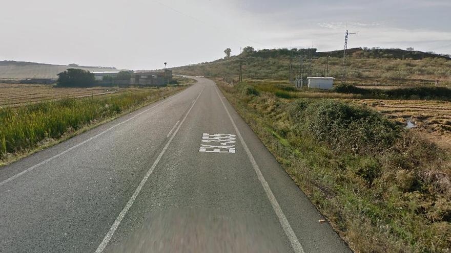 Un fallecido y una mujer en estado crítico en un accidente de moto en Madrigalejo