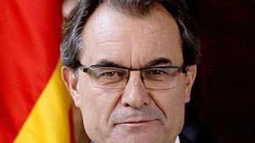 Artur Mas, en una fotografía de 2014; abajo, hace unos días.