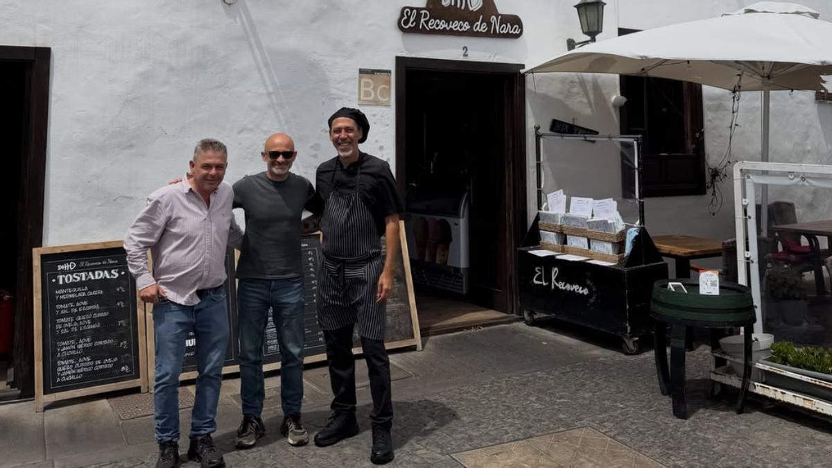 Antonio Lobato cae rendido a Lanzarote y a un restaurante de Teguise