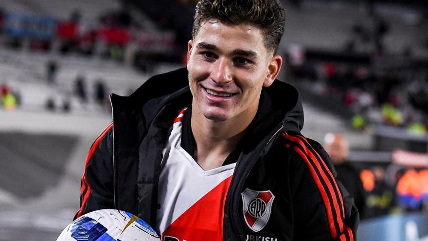 Los goles de Julián Álvarez en River en la Copa Libertadores