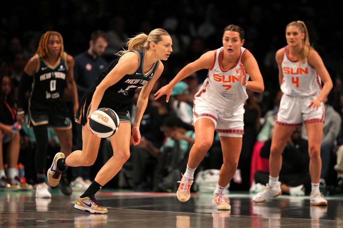 Un encuentro de las New York Liberty ante las Connecticut Suns, de la WNBA