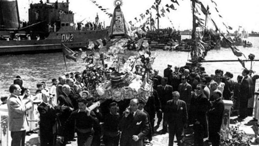 La Virgen del Sufragio, en València, en 1948.