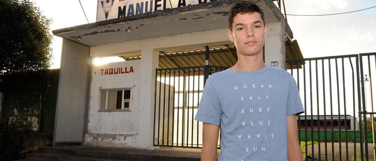 Joseph Daszka en el estadio Manuel Anxo Cortizo. // Bernabé/Javier Lalín