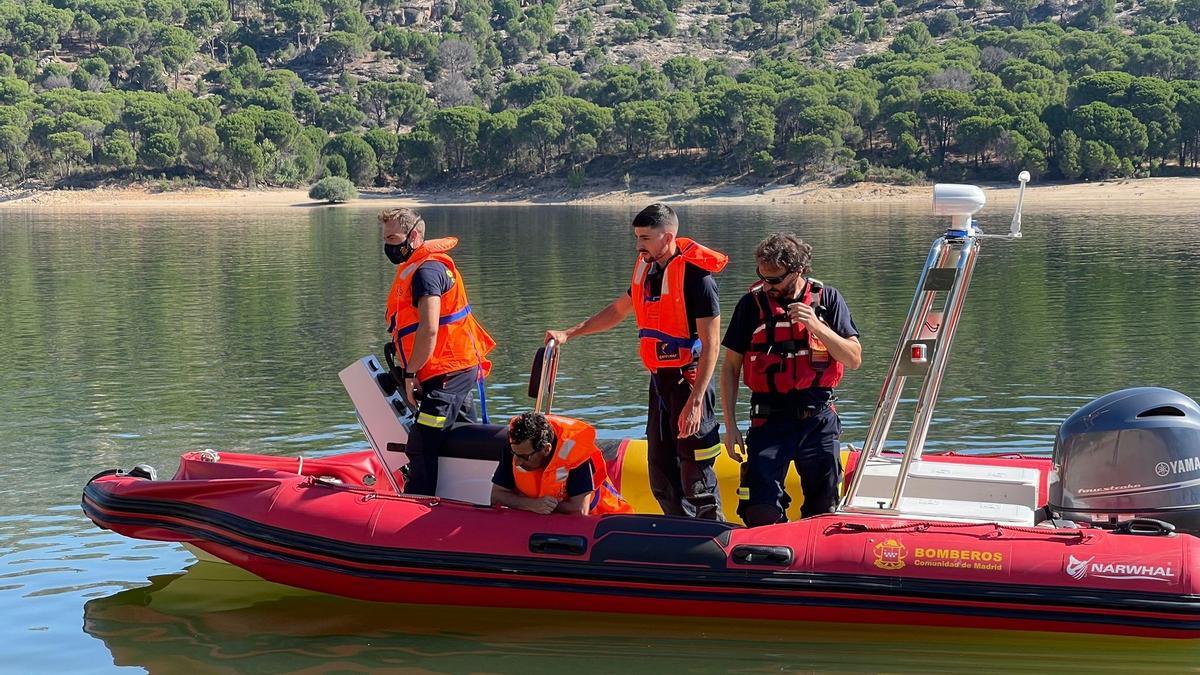 Los dispositivos de emergencia continúan la búsqueda de la menor.