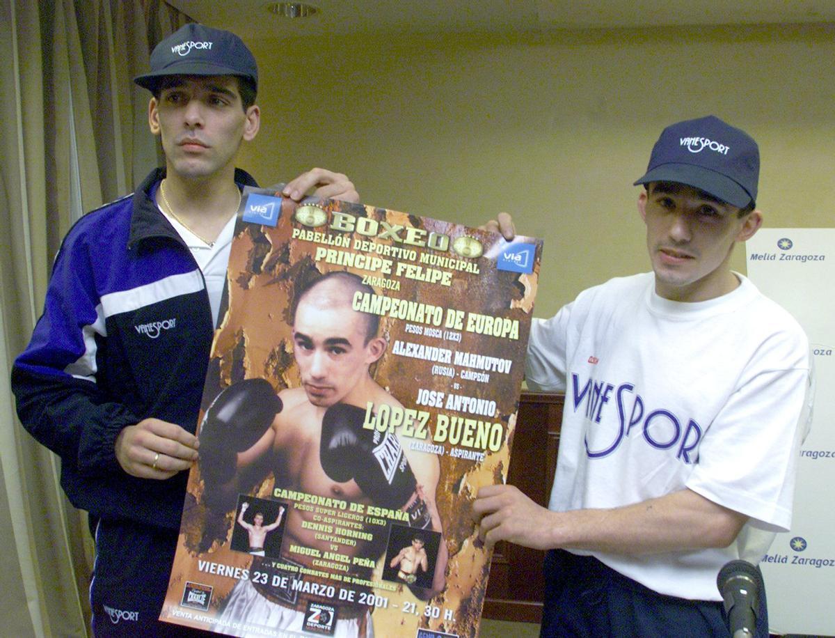 Miguel Ángel Peña y José Antonio López Bueno, en la presentación de la última velada en el Príncipe Felipe, en 2001.