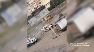 VÍDEO | Un dron ruso persigue y ataca a un vendedor de fruta en Jersón