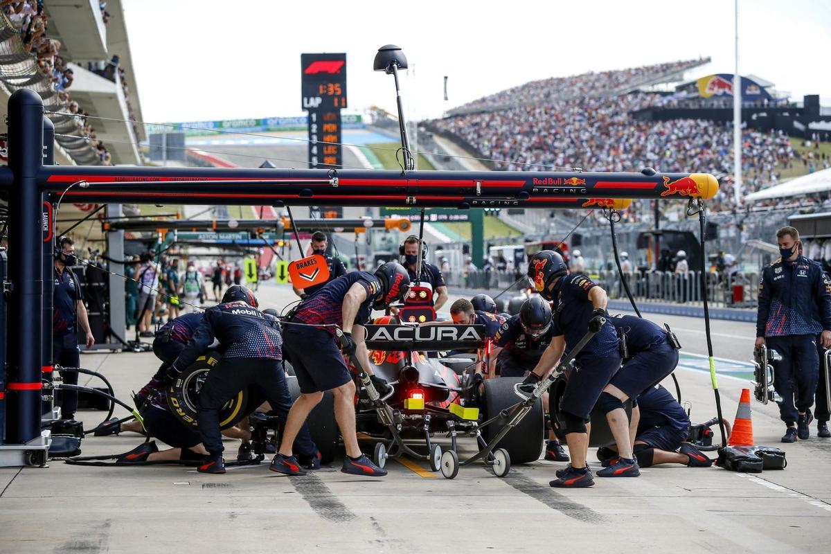 Max Verstappen (Red Bull) during the Formula 1 Aramco United States Grand Prix 2021, 17th round of the 2021 FIA Formula One World Championship from October 21 to 24, 2021 on the Circuit of the Americas, in Austin, Texas, United States of American