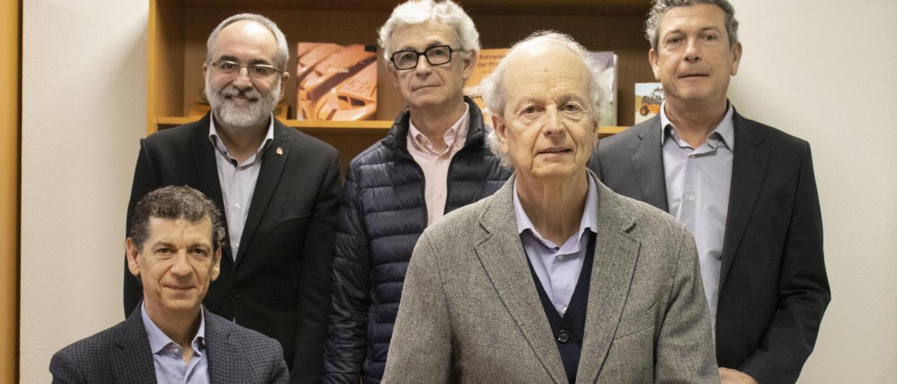 D&#039;esquerra a dreta, al darrera, Antoni Tachó i Jordi i Enric Perramon. Al davant, Xavier i Manuel Perramon