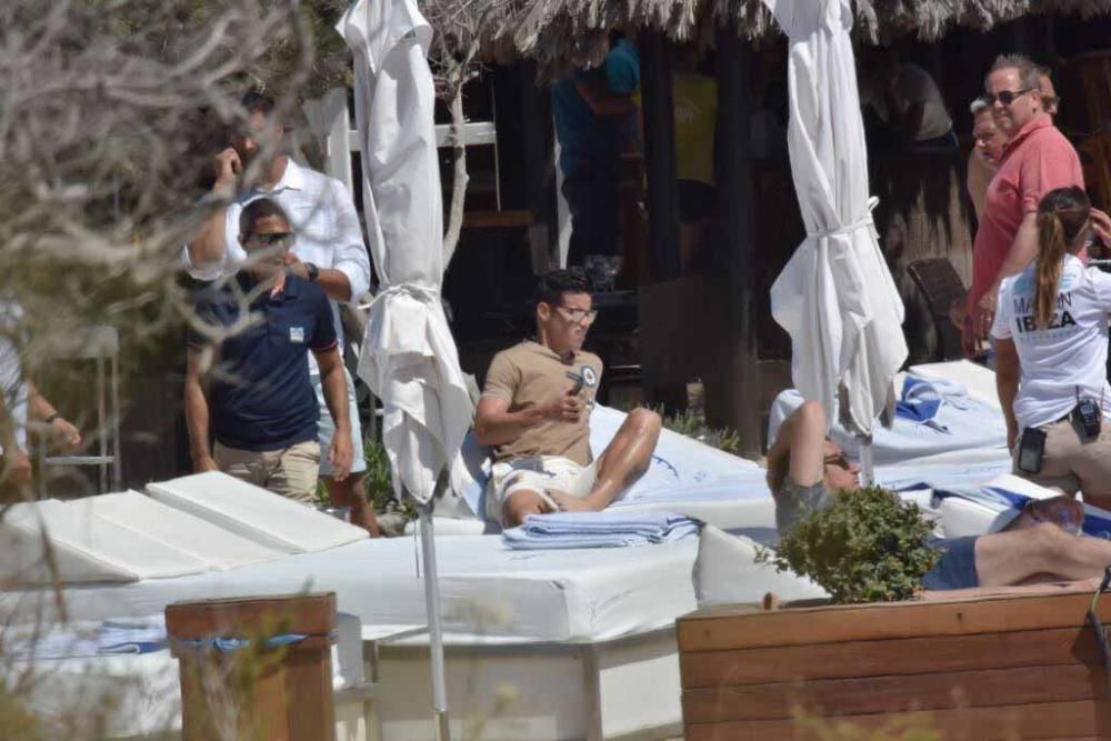 James Rodríguez, en un hotel de Ibiza