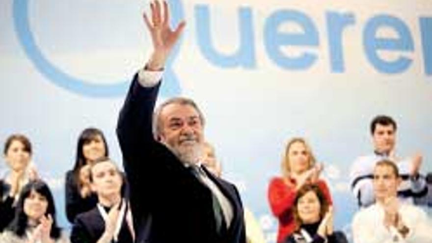 Mayor Oreja se borra de la campaña vasca por sus diferencias con el PP