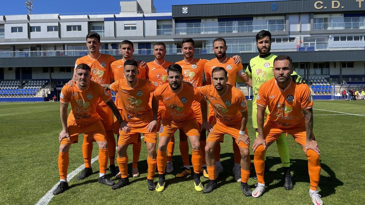 Once inical que presentaba ayer el Panadería Pulido San Mateo en la Ciudad Deportiva Javier Pérez.