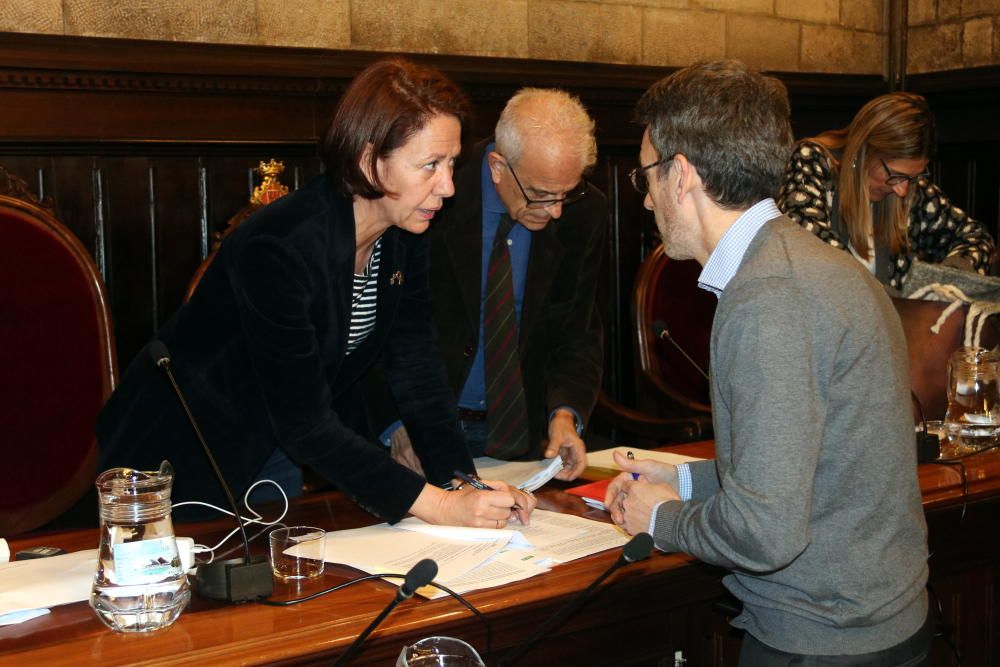 Ple de Girona: Tota l'oposició força el vicealcalde a explicar-se pels talls de llum a Girona