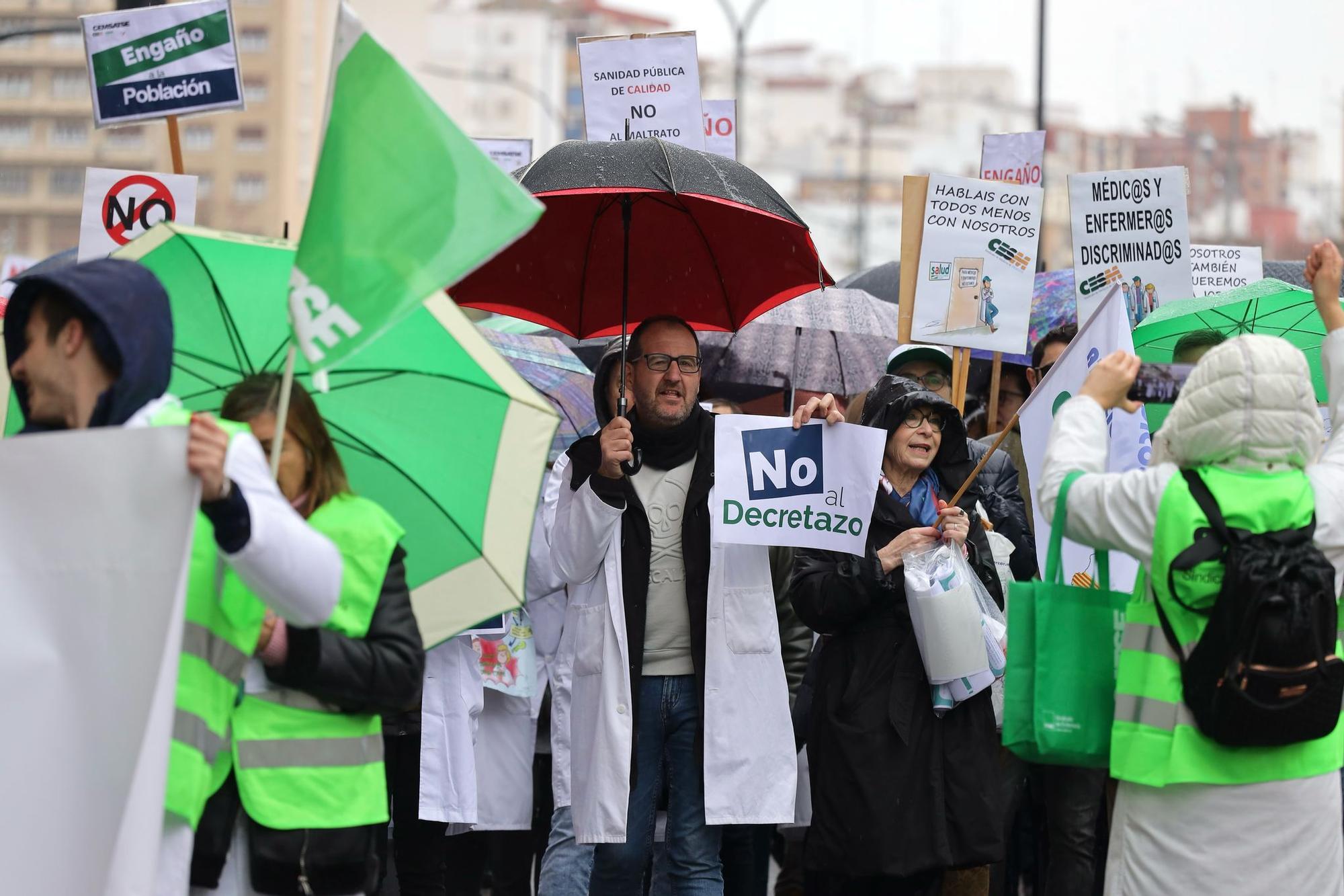 Protesta en la calle contra el 'decretazo' de Bancalero