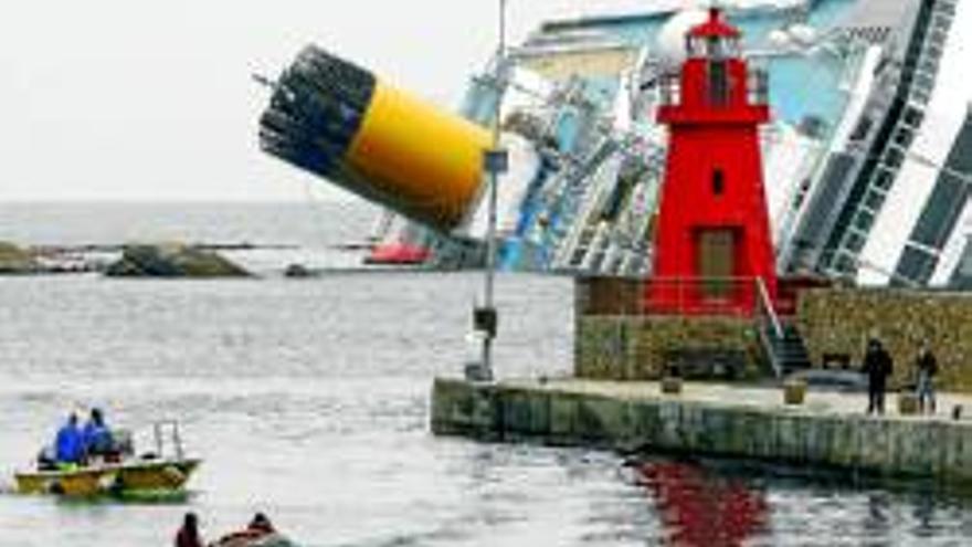 Se suspende el rescate en la zona anegada del &#039;Costa Concordia&#039;