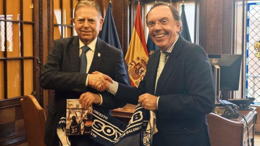 El Alcalde, abonado mil del Alimerka Oviedo Baloncesto | OCB