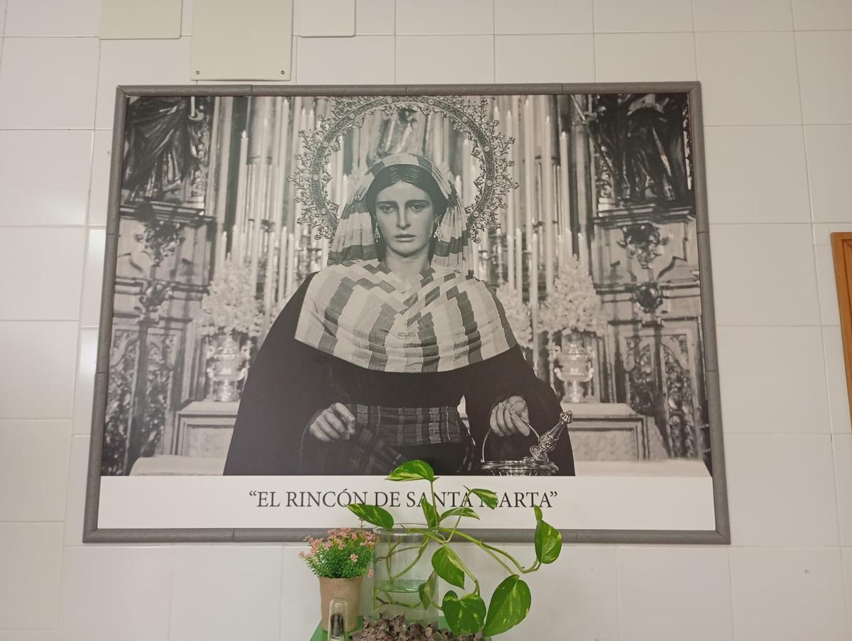 Imagen de Santa Marta en el comedor del Centro Infantil La Providencia.