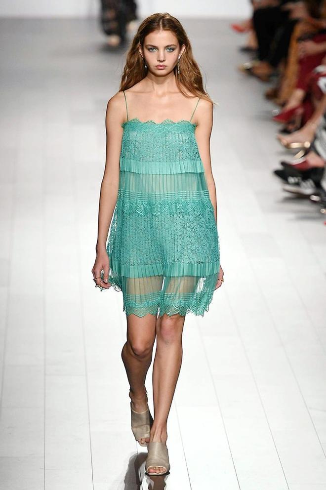Tadashi Shoji