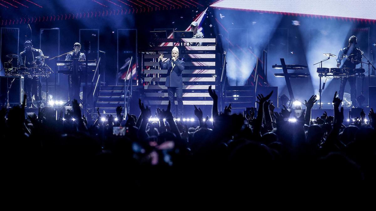 Pet Shop Boys conquista el Roig Arena ante 10.000 personas