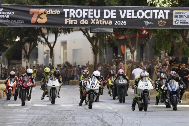 Todas las imágenes de la 73ª edición de la carrera urbana de motos de Xàtiva