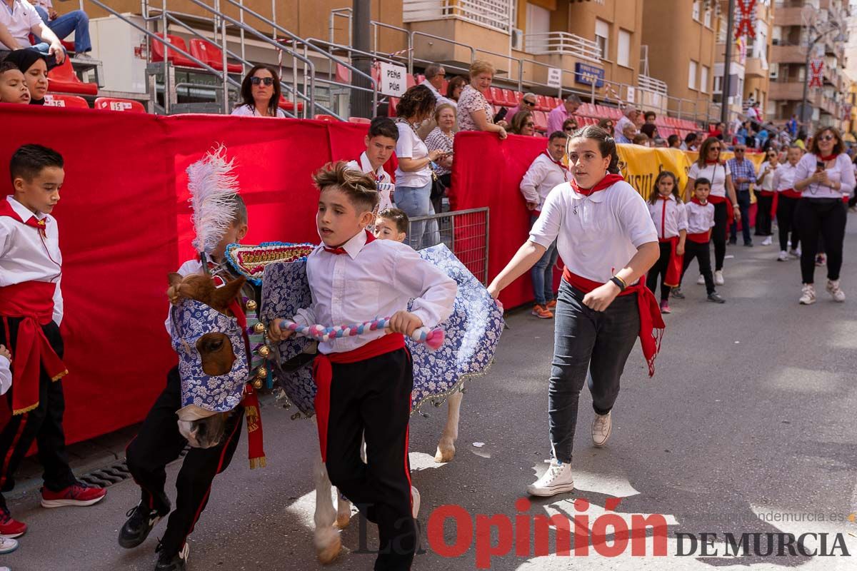 Desfile infantil del Bando de los Caballos del Vino