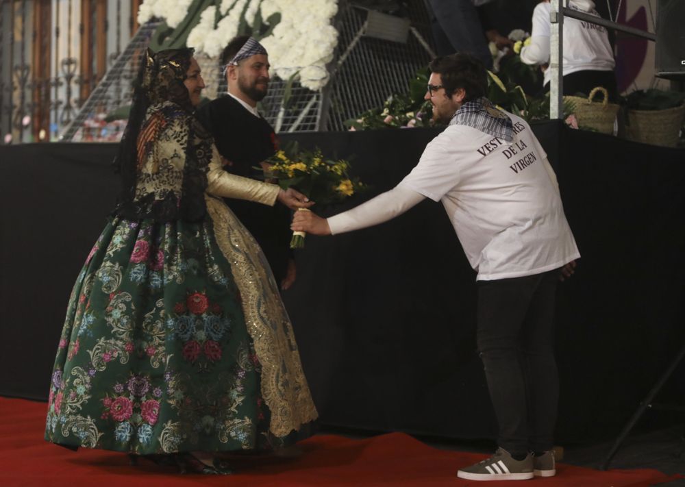 Búscate en la Ofrenda de Sagunt