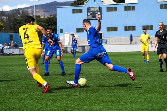 25-01-20  DEPORTES. CAMPOS DE FUTBOL DE LA ZONA DEPORTIVA DEL PARQUE SUR EN MASPALOMAS. MASPALOMAS. SAN BARTOLOME DE TIRAJANA.  Partido de futbol entre los equipos del San Fernando de Maspalomas y el Vera disutado en el Campo de Futbol del San Fernando de Maspalomas en la zona deportiva del Parque Sur de Maspalomas.  Fotos: Juan Castro  | 26/01/2020 | Fotógrafo: Juan Carlos Castro