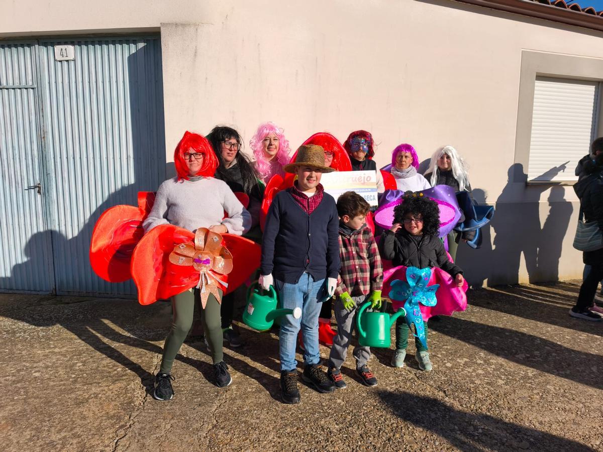 El Antruejo de Espigas recorre las calles de Villalube