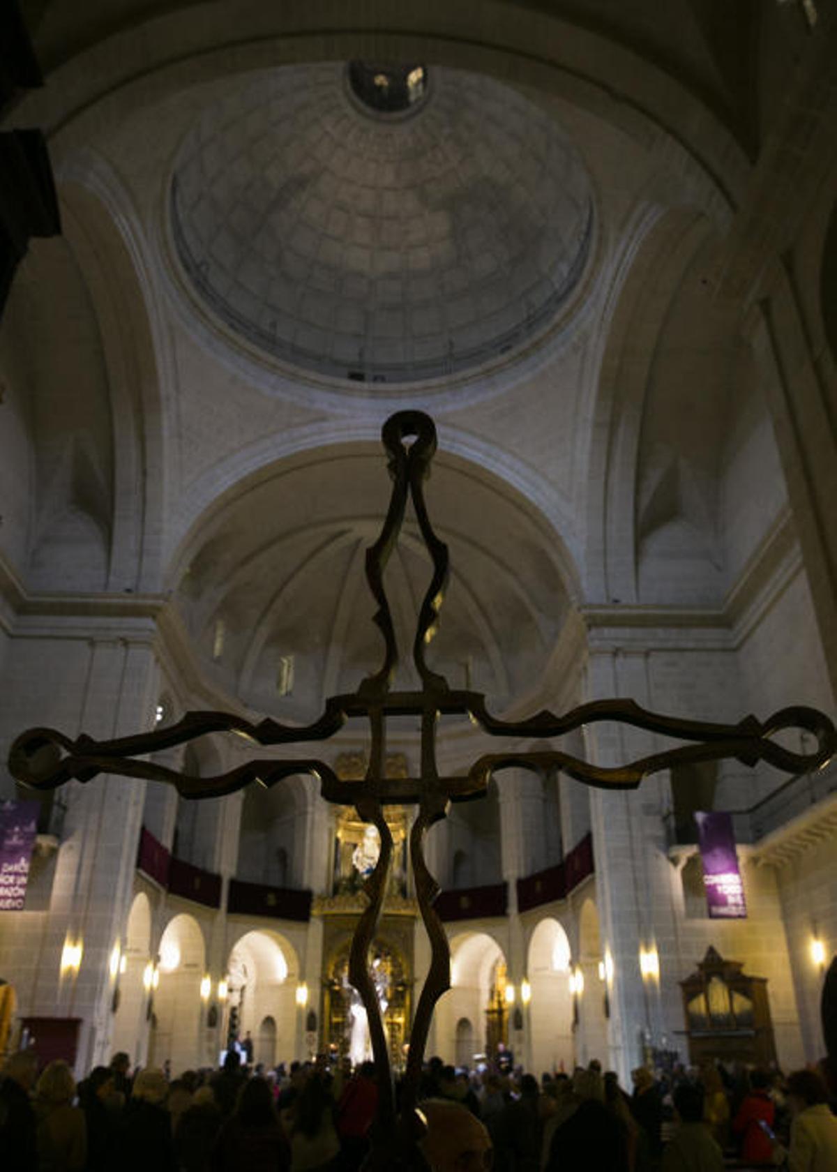 El Vía Crucis abre la Semana Santa 2020 en Alicante