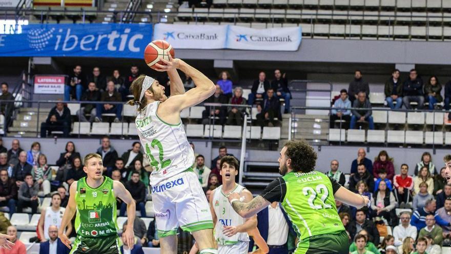 La crónica | El TAU Castelló remonta al Albacete Basket en un estelar tercer cuarto (77-68)