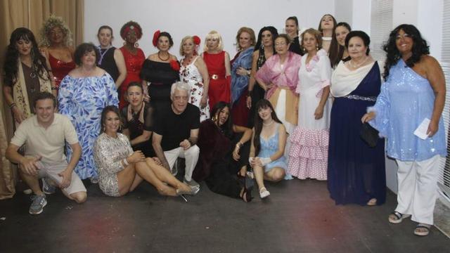 La Asociación de Mujeres El Cerezo preparó la actuación sorpresa ‘Ellas suenan’.